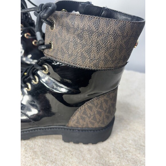 MICHAEL KORS womens Aliatair Bootie classic combat black /brown size 9 - Picture 3 of 12